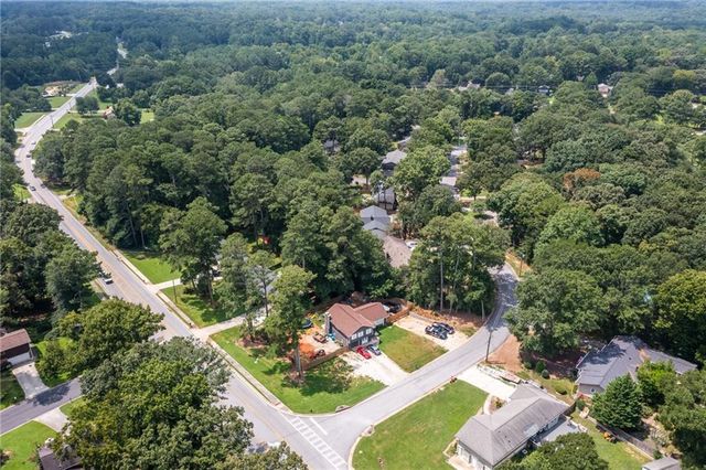 3214 Kimberly Woods Court SW, Lilburn, GA 30047