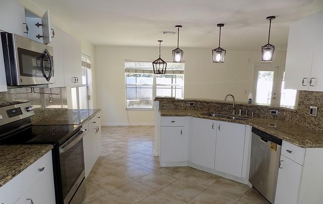 11722 CREST CREEK DRIVE, Riverview, FL 33569