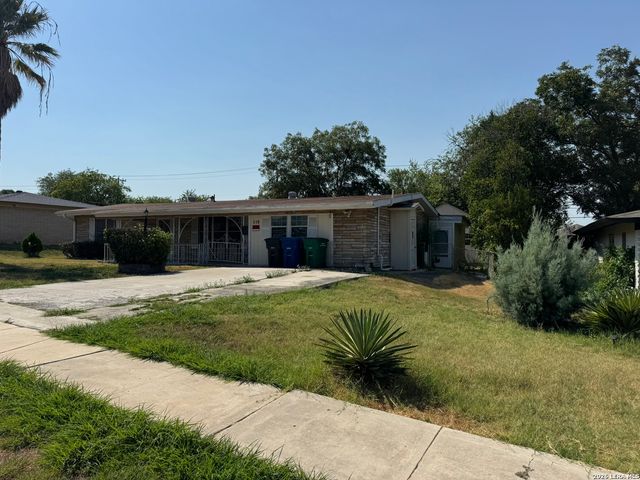 318 Rexford Dr, San Antonio, TX 78216