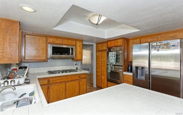 14989 Blue Grass Drive, Helendale, CA 92342