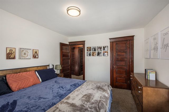 1402 Carl Breeding Way, Jackson, MI 49203