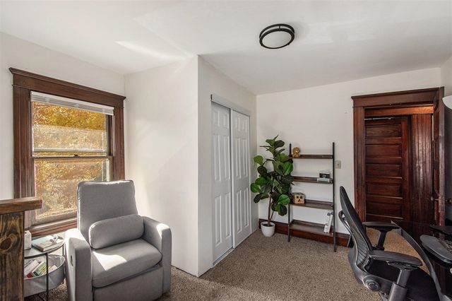 1402 Carl Breeding Way, Jackson, MI 49203