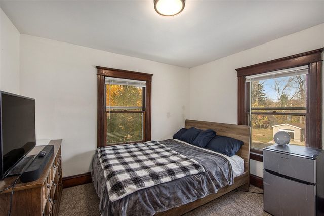 1402 Carl Breeding Way, Jackson, MI 49203