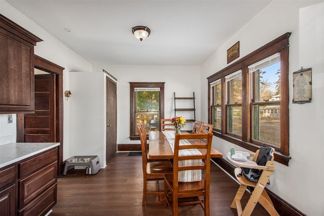 1402 Carl Breeding Way, Jackson, MI 49203