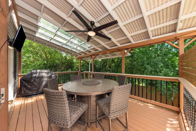 1692 Enclave Lane, Ann Arbor, MI 48103