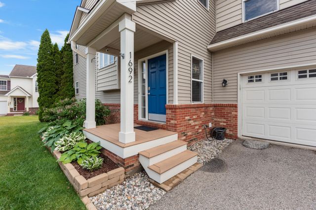 1692 Enclave Lane, Ann Arbor, MI 48103