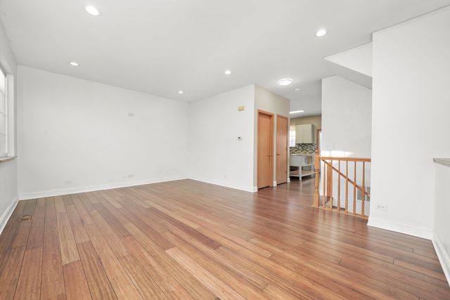 409 Evergreen Circle 4, Gilberts, IL 60136