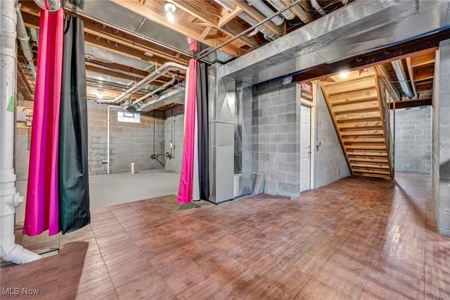 10020 Fair Road, Strongsville, OH 44149