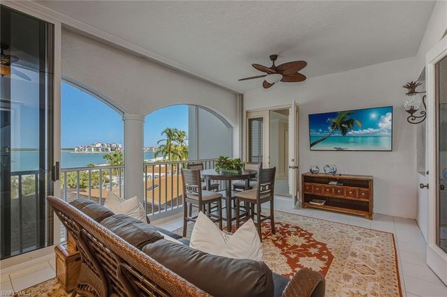 2000 Royal Marco WAY 407, Marco Island, FL 34145