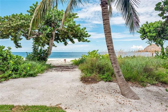 2000 Royal Marco WAY 407, Marco Island, FL 34145