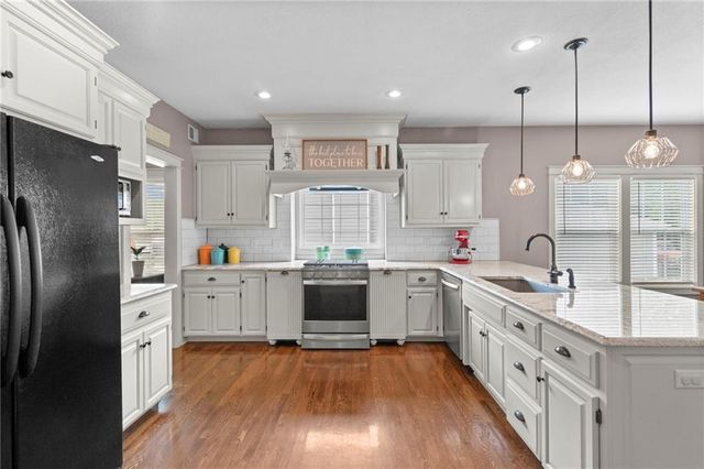 314 Fawn Lane, Liberty, MO 64068