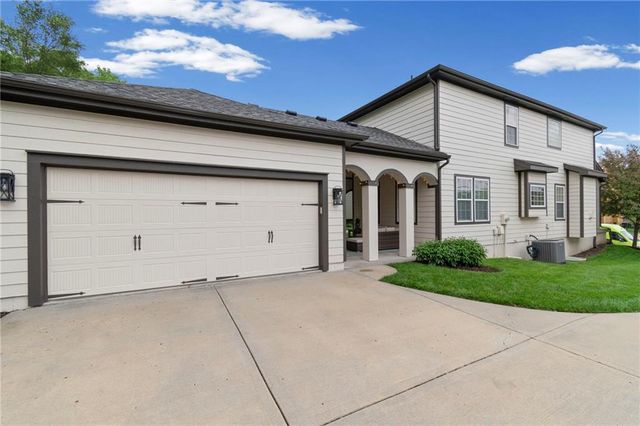 314 Fawn Lane, Liberty, MO 64068