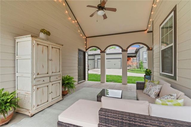 314 Fawn Lane, Liberty, MO 64068