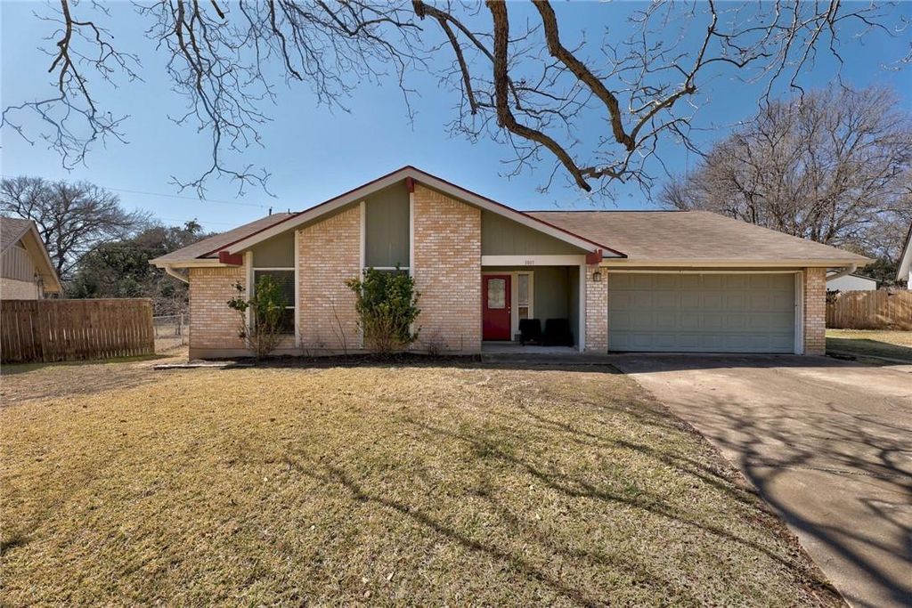 5007 Timber Wolf CIR, Austin, TX 78727