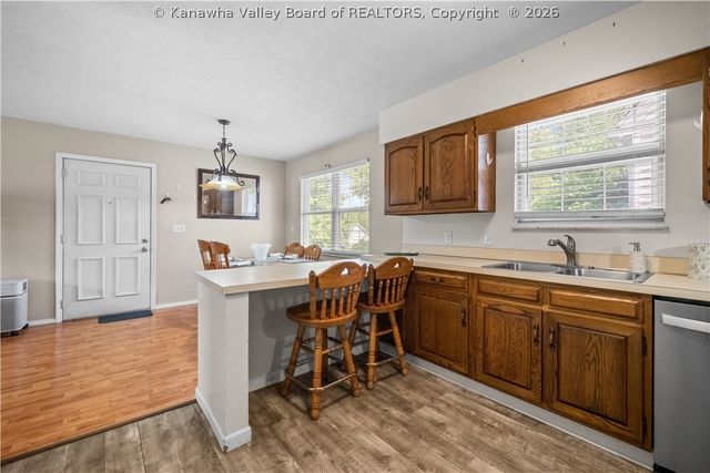 2600 Daniels Avenue, South Charleston, WV 25303