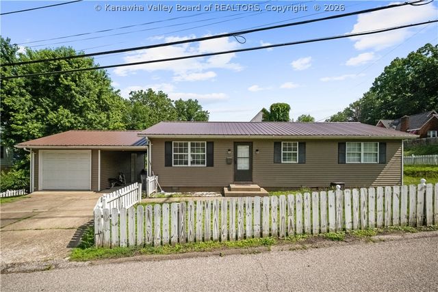 2600 Daniels Avenue, South Charleston, WV 25303