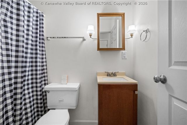 2600 Daniels Avenue, South Charleston, WV 25303
