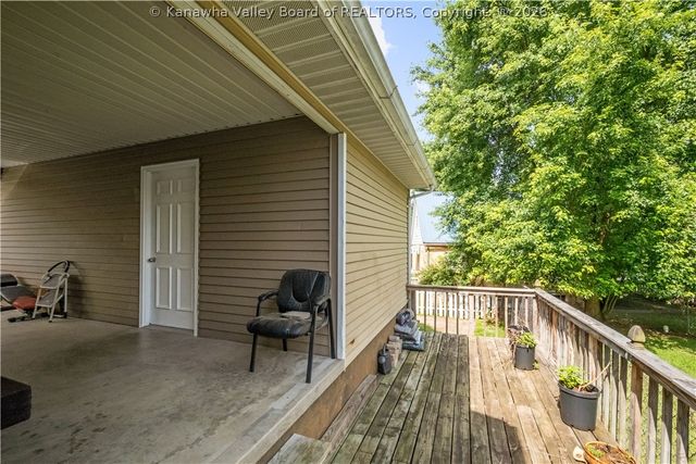 2600 Daniels Avenue, South Charleston, WV 25303