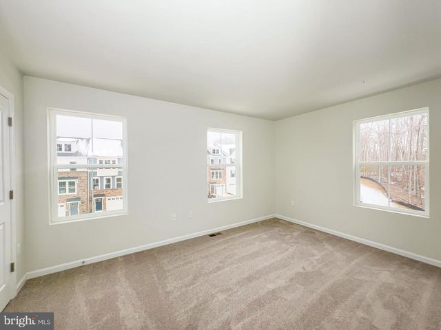 5612 LUDLOW PL, White Plains, MD 20695