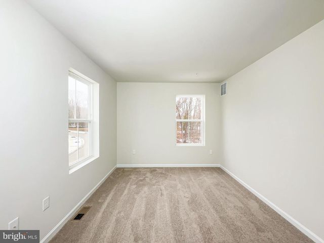 5612 LUDLOW PL, White Plains, MD 20695