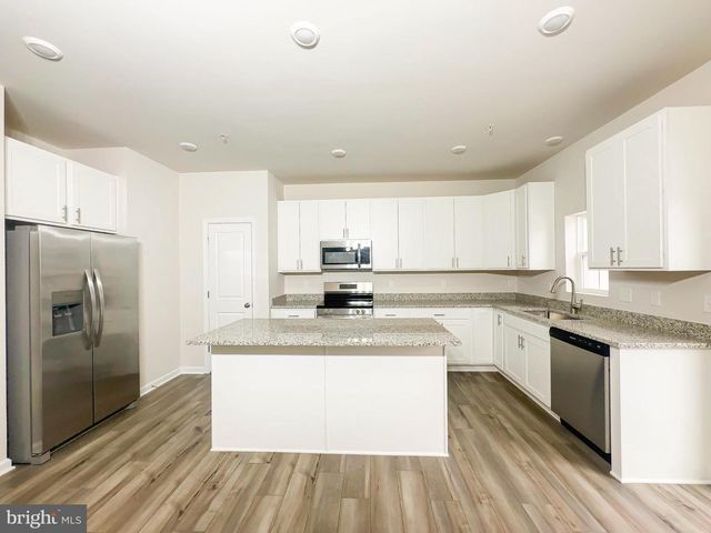 5612 LUDLOW PL, White Plains, MD 20695