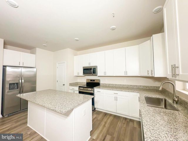 5612 LUDLOW PL, White Plains, MD 20695