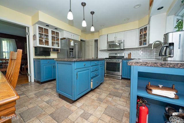 573 Jefferson Court, Guilderland, NY 12084