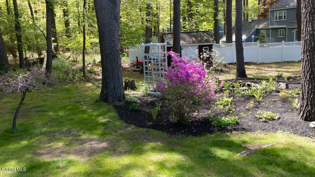 573 Jefferson Court, Guilderland, NY 12084