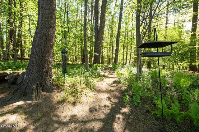 573 Jefferson Court, Guilderland, NY 12084