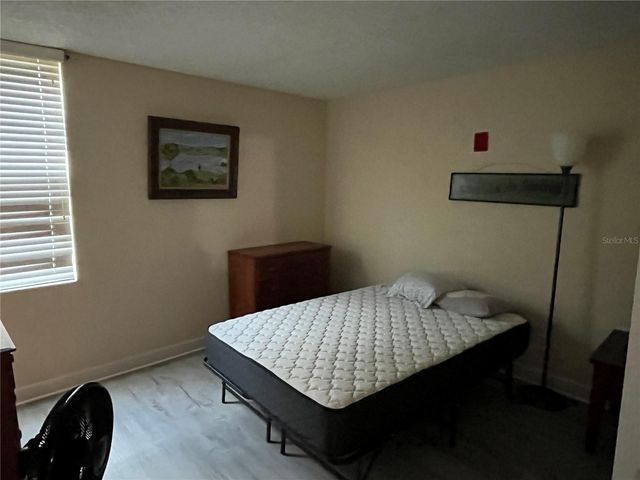 2740 COCONUT BAY LN LANE 317, Sarasota, FL 34237