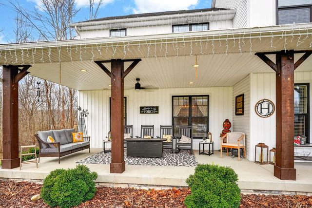 32263 Cedar Lane, Logan, OH 43138