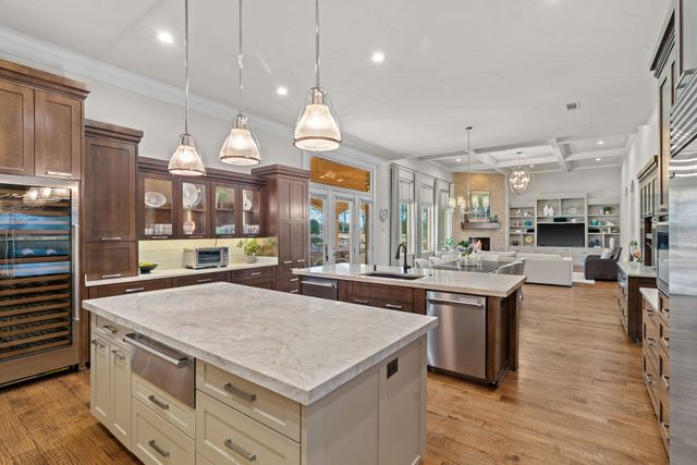 1908 Point De Vue Drive, Flower Mound, TX 75022