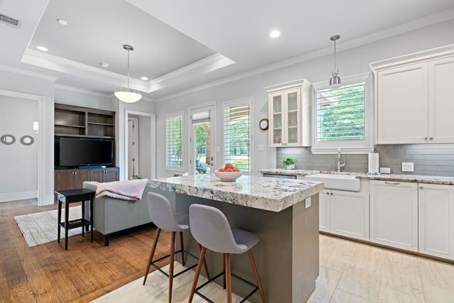 1908 Point De Vue Drive, Flower Mound, TX 75022