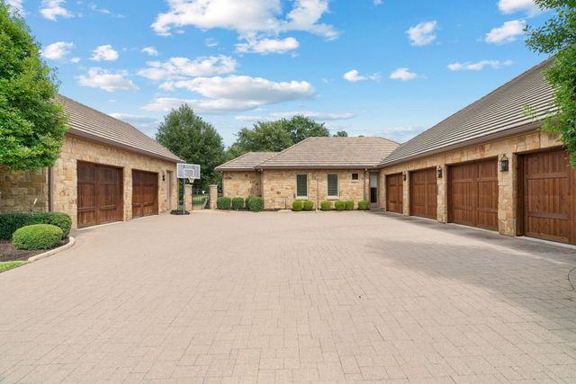 1908 Point De Vue Drive, Flower Mound, TX 75022