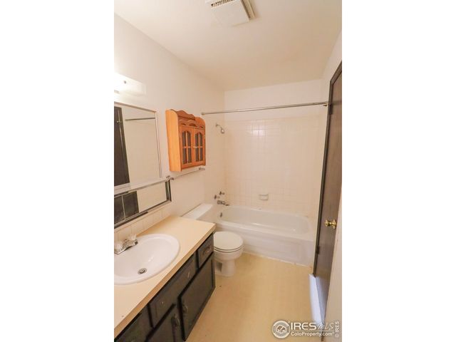 102 Juniper Pl, Loveland, CO 80538