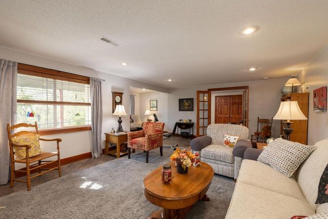 N2031 County Road F, La Crosse, WI 54601