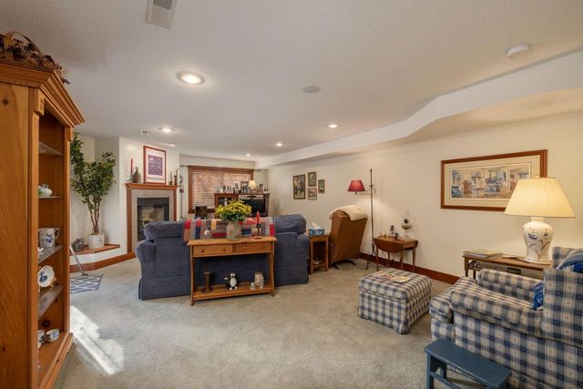 N2031 County Road F, La Crosse, WI 54601