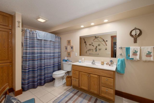 N2031 County Road F, La Crosse, WI 54601