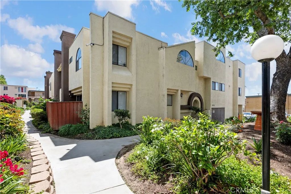 13825 Beaver Street 35, Sylmar, CA 91342