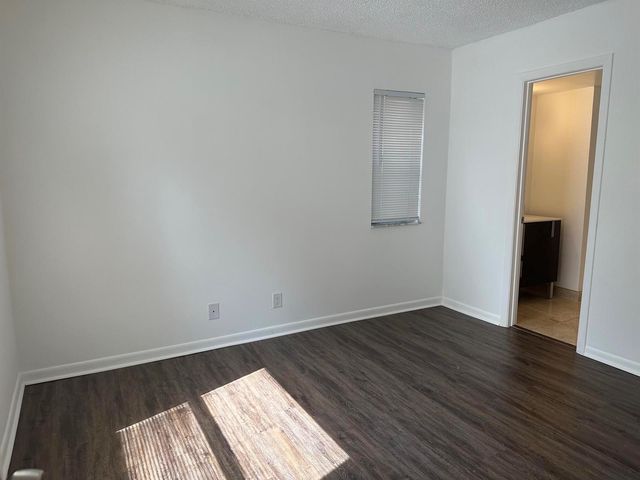 21915 LAKE FOREST Circle 106, Boca Raton, FL 33433