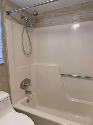 21915 LAKE FOREST Circle 106, Boca Raton, FL 33433