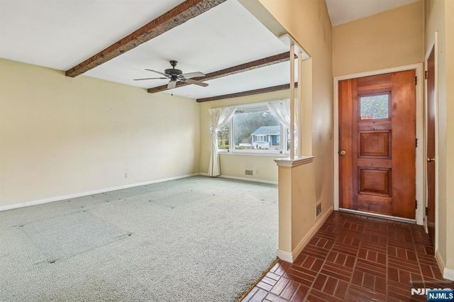 295 Georgian Drive, Paramus, NJ 07652