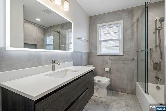 295 Georgian Drive, Paramus, NJ 07652