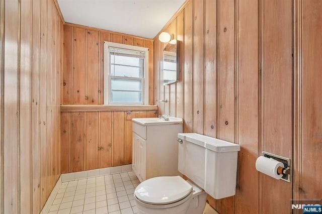 295 Georgian Drive, Paramus, NJ 07652