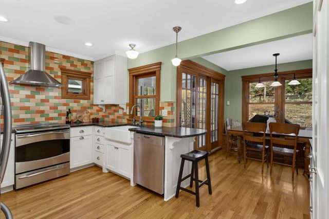 2219 Knapp Street, Saint Paul, MN 55108