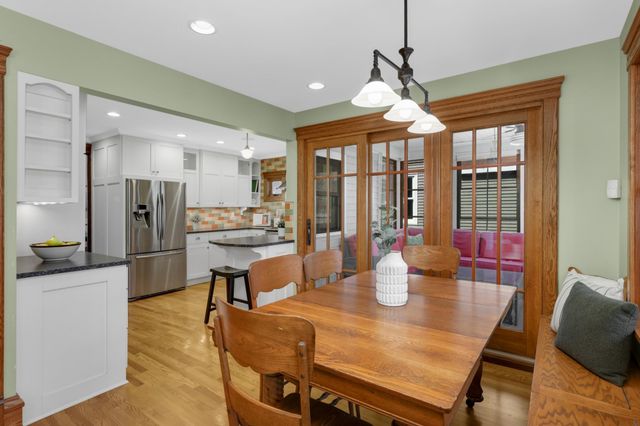 2219 Knapp Street, Saint Paul, MN 55108