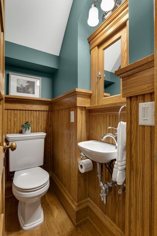 2219 Knapp Street, Saint Paul, MN 55108