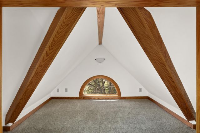 2219 Knapp Street, Saint Paul, MN 55108