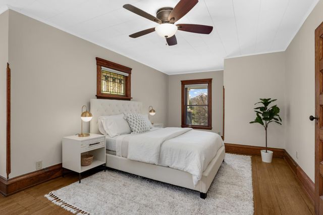 2219 Knapp Street, Saint Paul, MN 55108