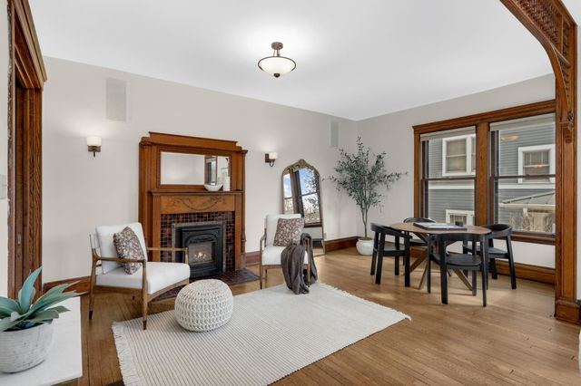 2219 Knapp Street, Saint Paul, MN 55108